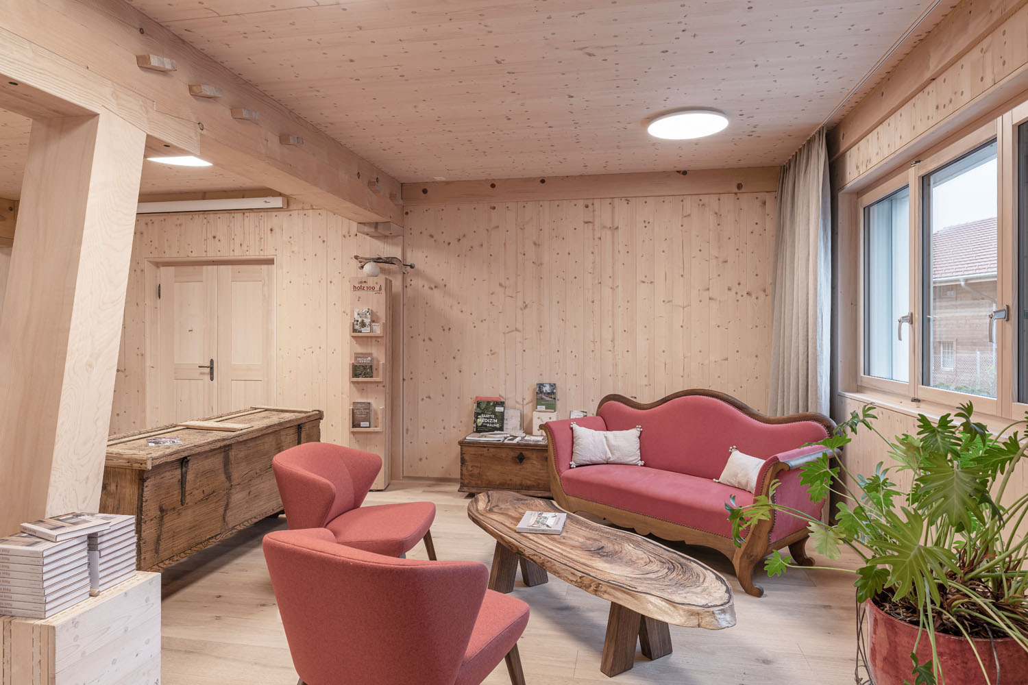 Holz100 Holzhäuser aus Mondholz